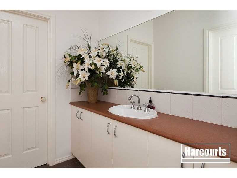 62 Chirnside Road, Berwick VIC 3806