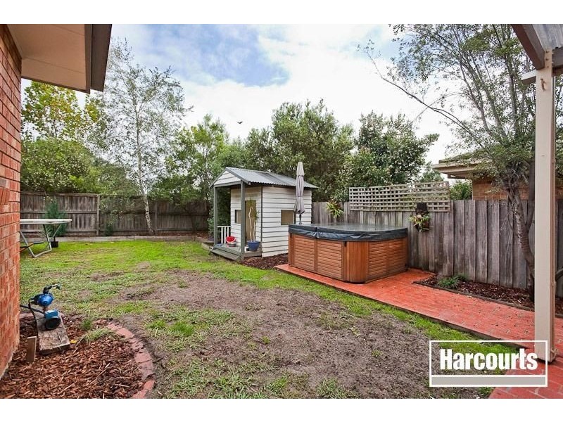 31 Adelong Court, Berwick VIC 3806