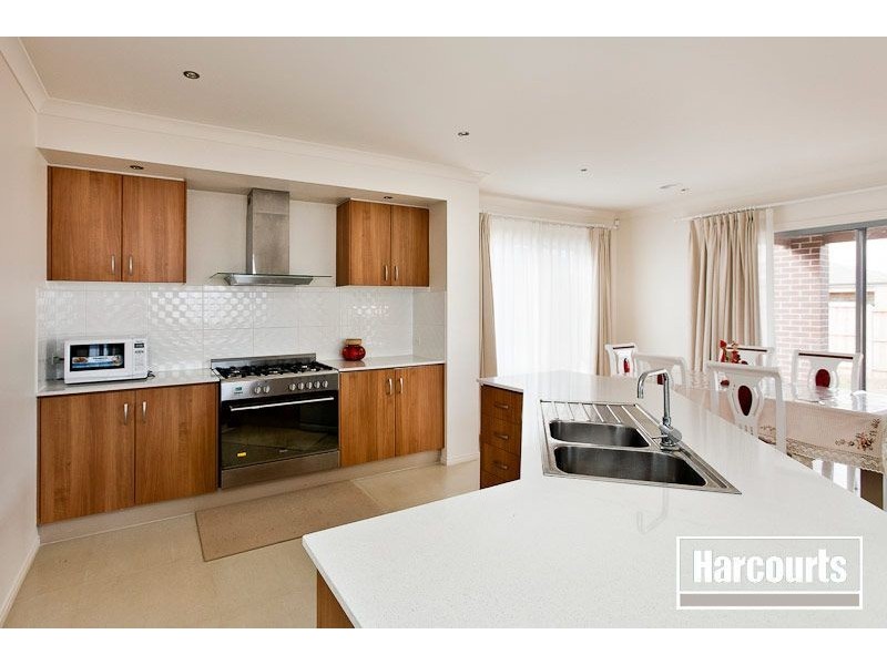 3 Limousin Court, Berwick VIC 3806