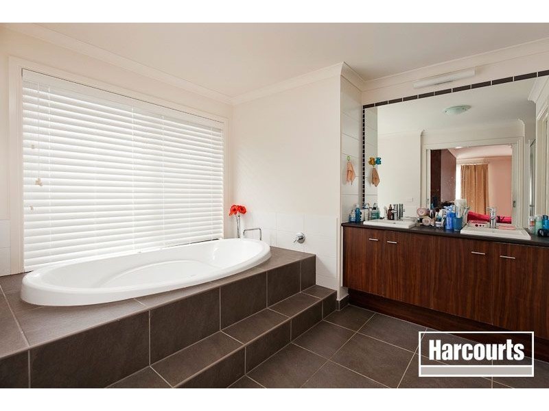 3 Limousin Court, Berwick VIC 3806