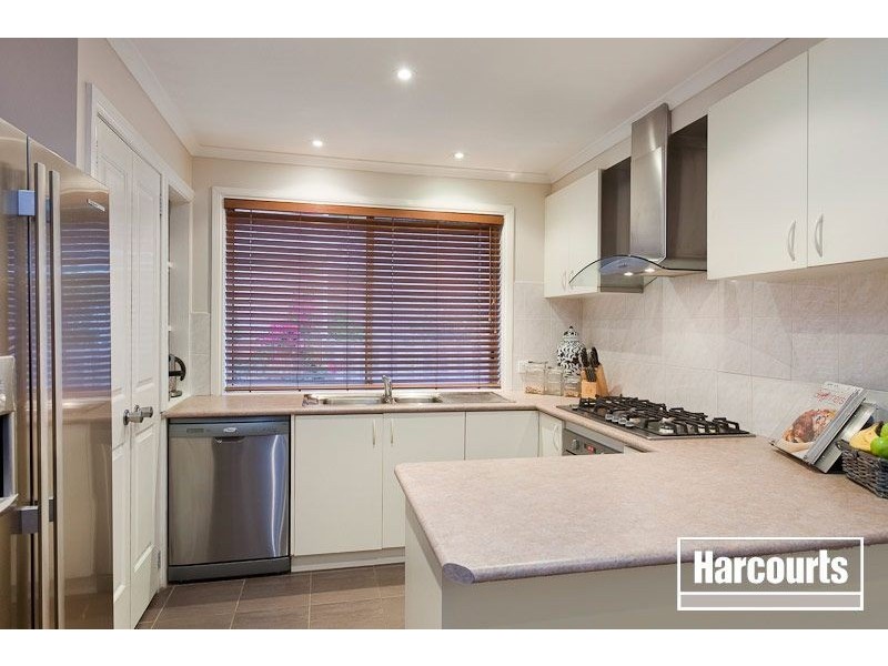 13 Balmaceda Court, Berwick VIC 3806