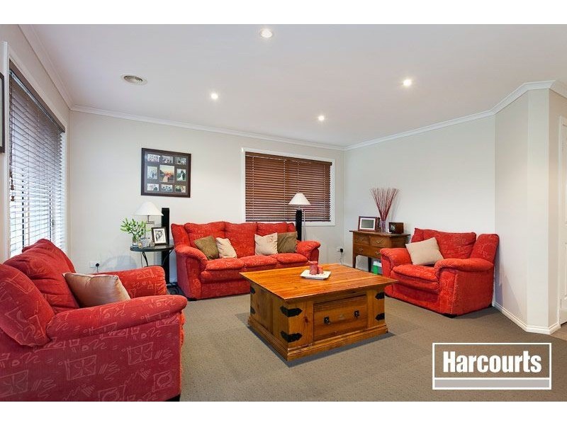 13 Balmaceda Court, Berwick VIC 3806