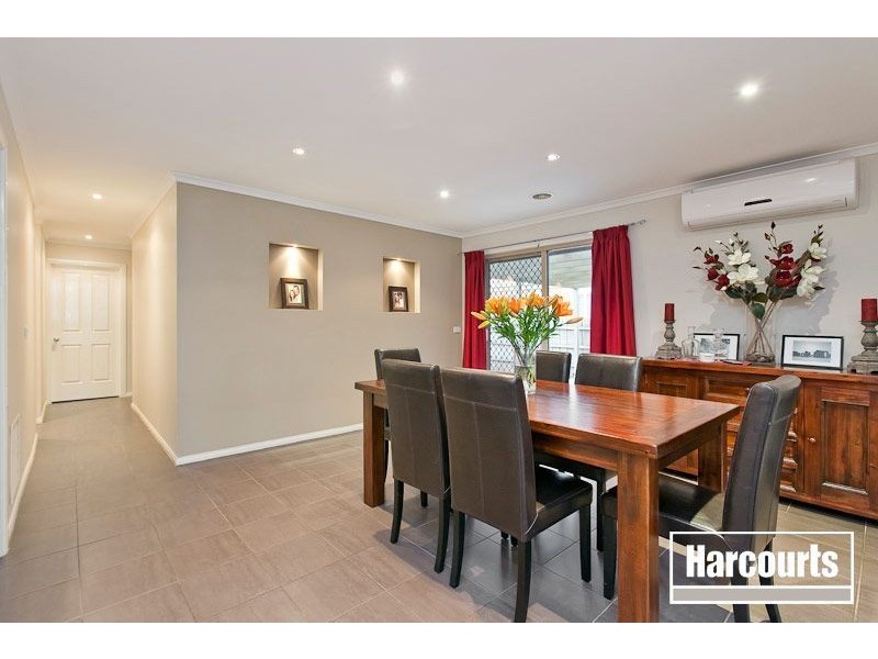 13 Balmaceda Court, Berwick VIC 3806