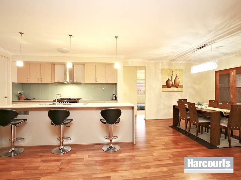 3 Honey Court, Berwick VIC 3806