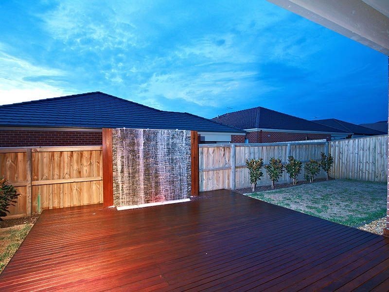 3 Honey Court, Berwick VIC 3806