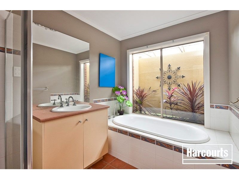 45 Abbey Road, Narre Warren South VIC 3805