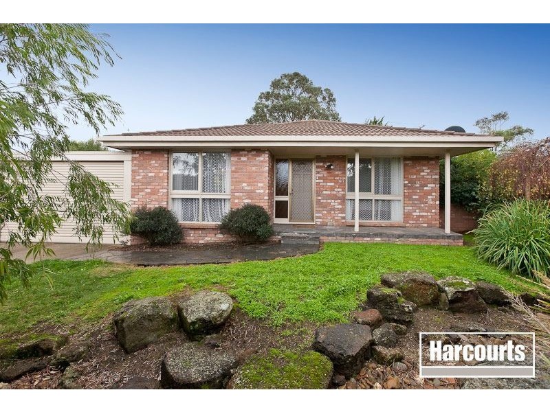 11 Chirnside Road, Berwick VIC 3806