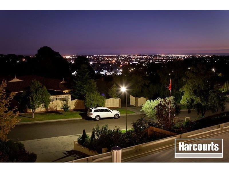 36 Rheanva Street, Berwick VIC 3806