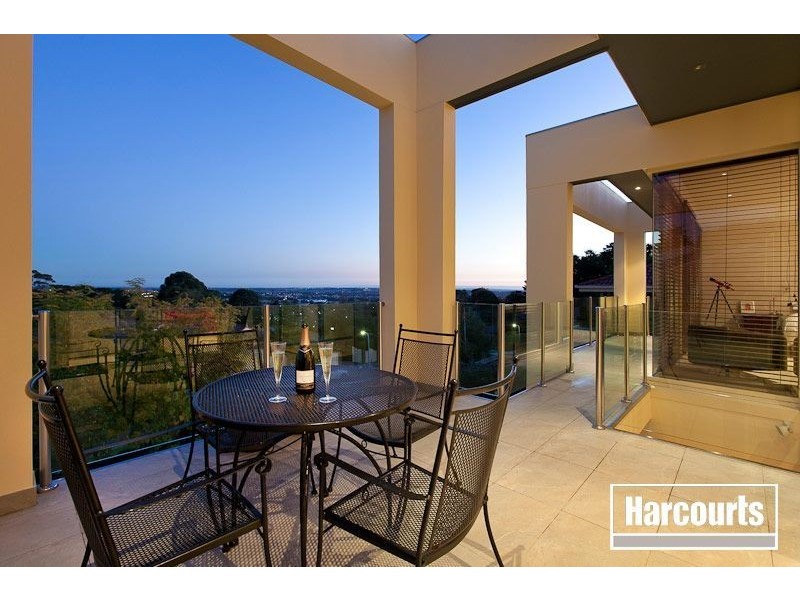 36 Rheanva Street, Berwick VIC 3806