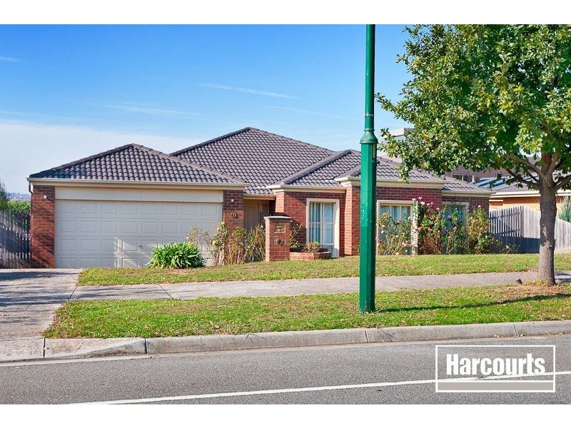 76 Berwick Springs Promenade, Narre Warren South VIC 3805