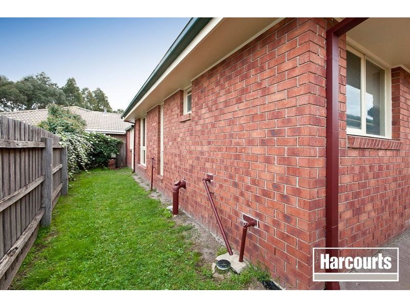2/31 Florence Avenue, Berwick VIC 3806