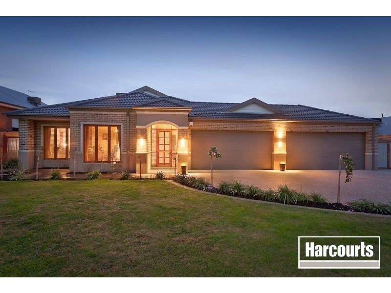 9 Roselea Place, Narre Warren North VIC 3804