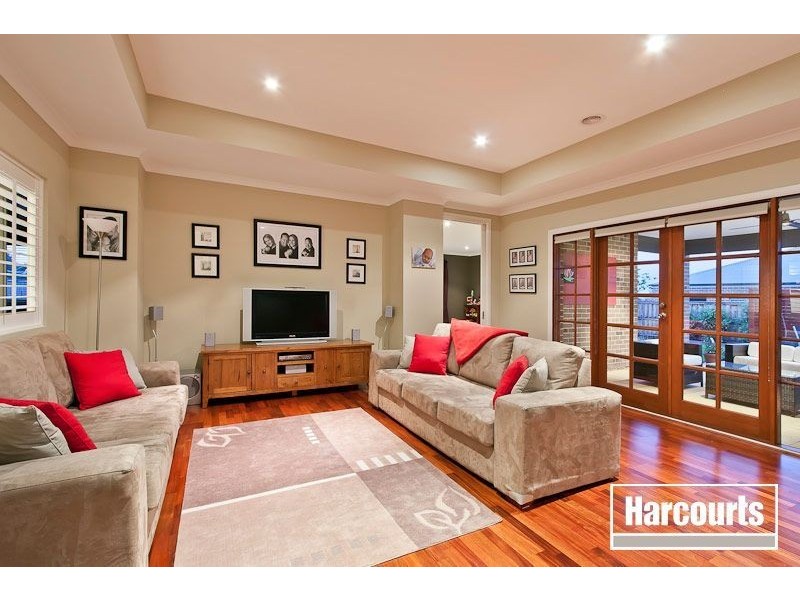 9 Roselea Place, Narre Warren North VIC 3804