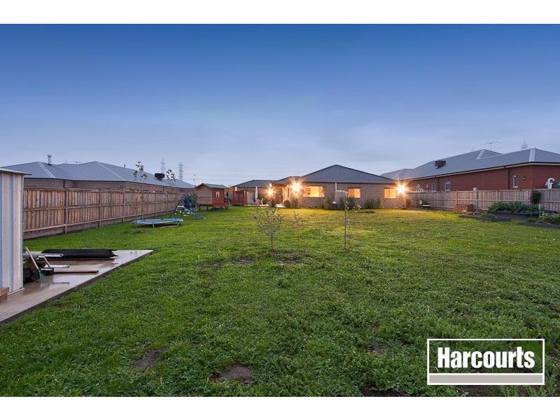 9 Roselea Place, Narre Warren North VIC 3804