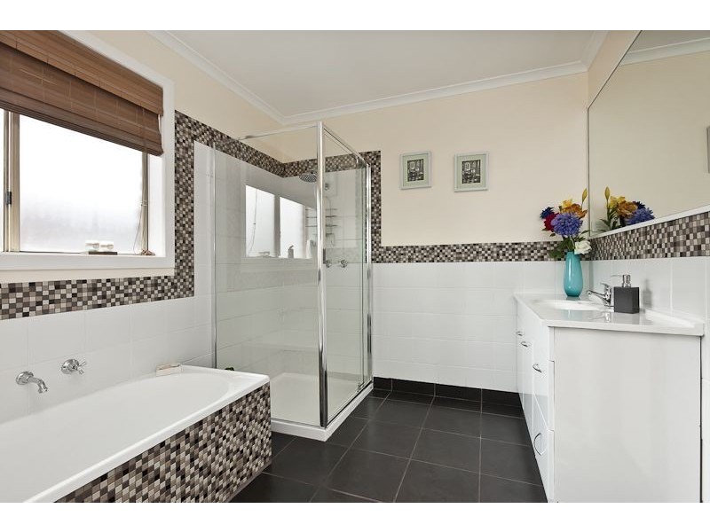 5 Kinta Close, Berwick VIC 3806
