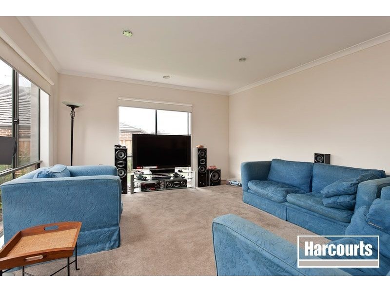 27 Saul Avenue, Berwick VIC 3806