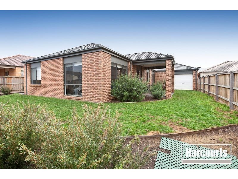 27 Saul Avenue, Berwick VIC 3806