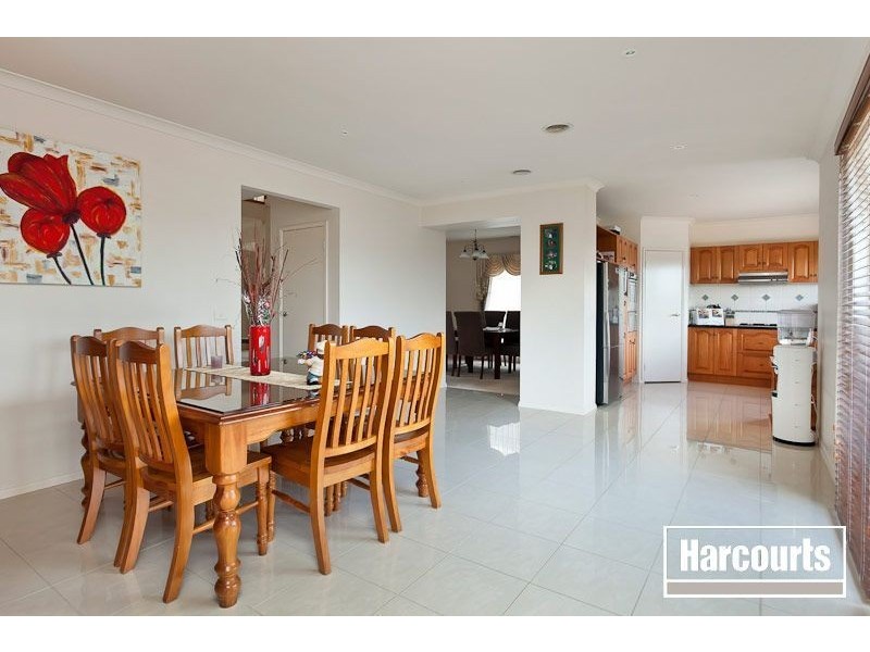 119 Robinswood Parade, Narre Warren South VIC 3805