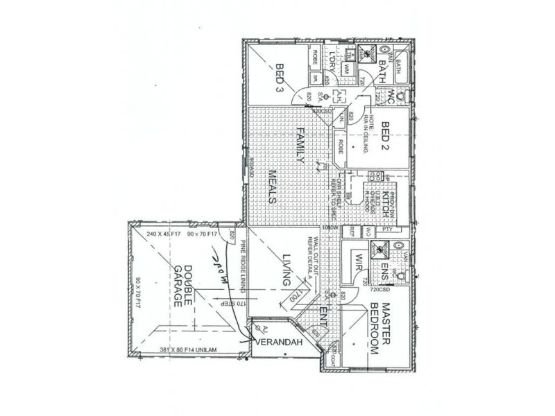 4 Golf Links Road, Berwick VIC 3806