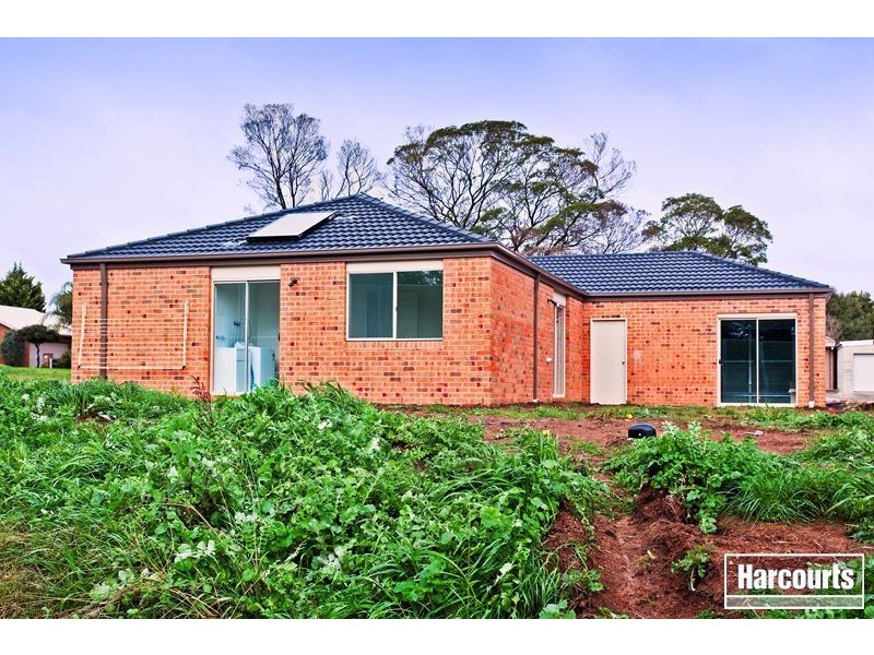 4 Golf Links Road, Berwick VIC 3806