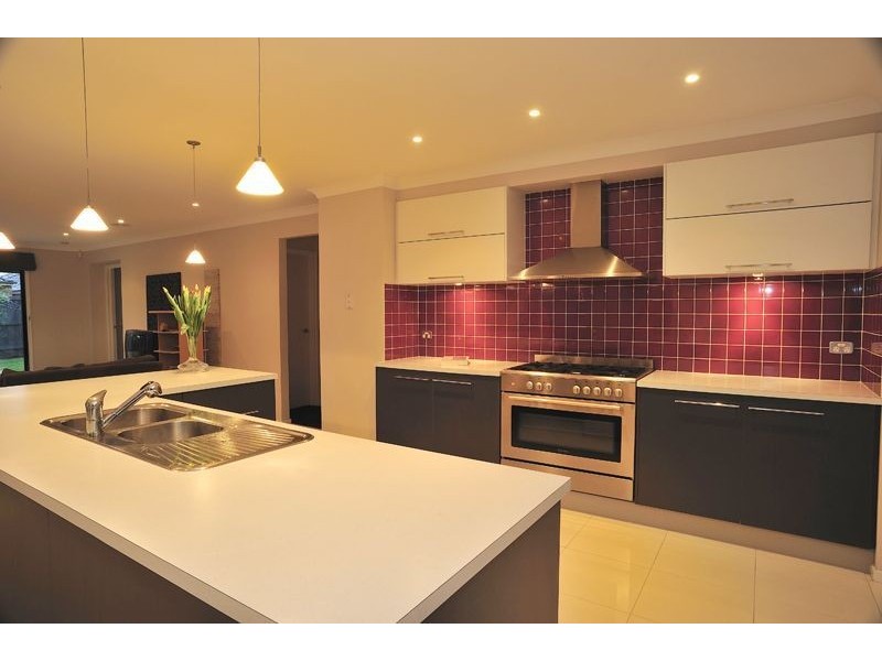 3 Calliandra Court, Berwick VIC 3806