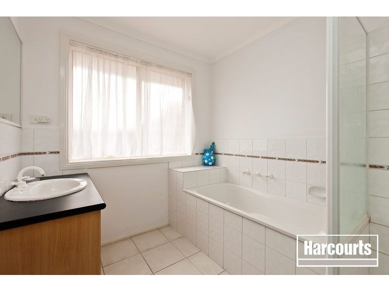 25 Menzies Close, Narre Warren South VIC 3805