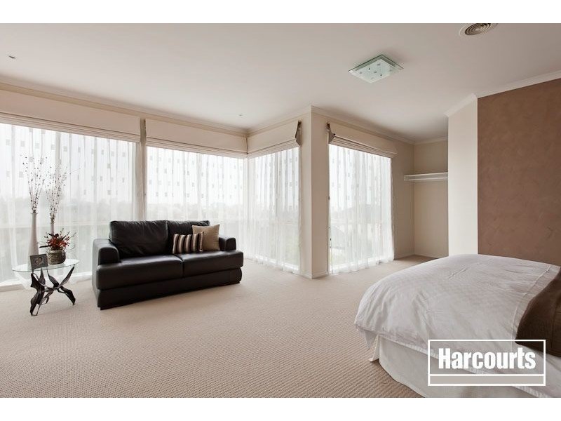 42 Wintersun Road, Berwick VIC 3806