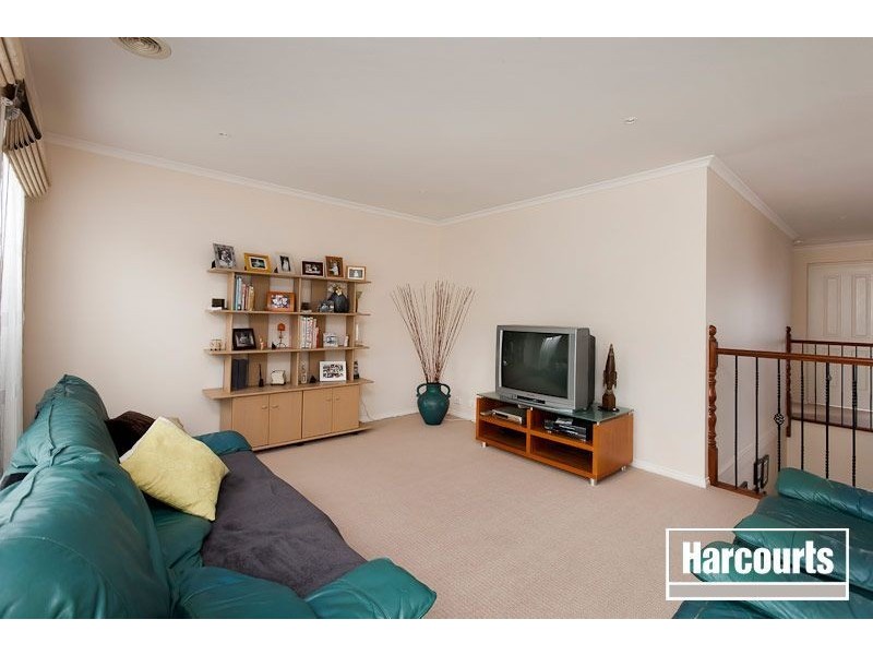 42 Wintersun Road, Berwick VIC 3806