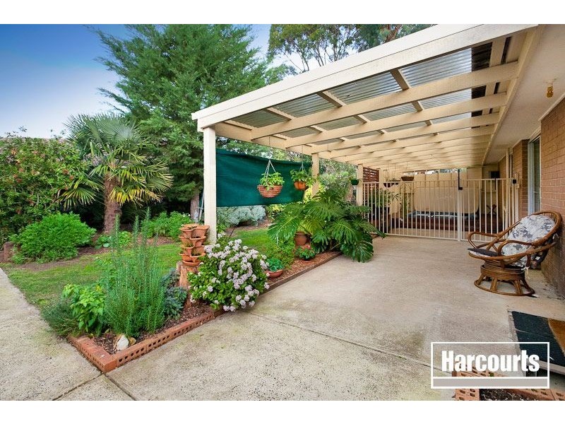 22 Ambleside Crescent, Berwick VIC 3806