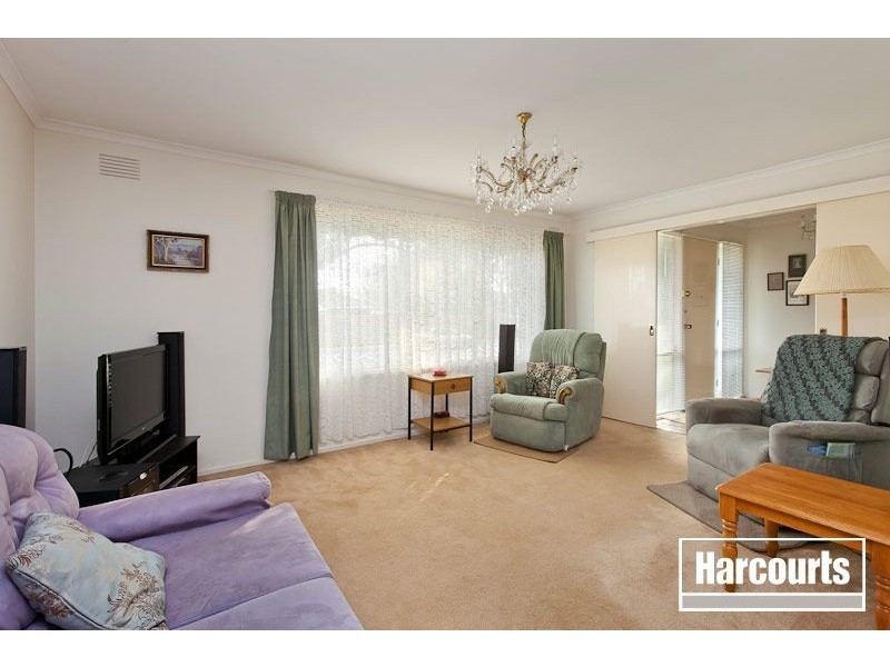 22 Ambleside Crescent, Berwick VIC 3806