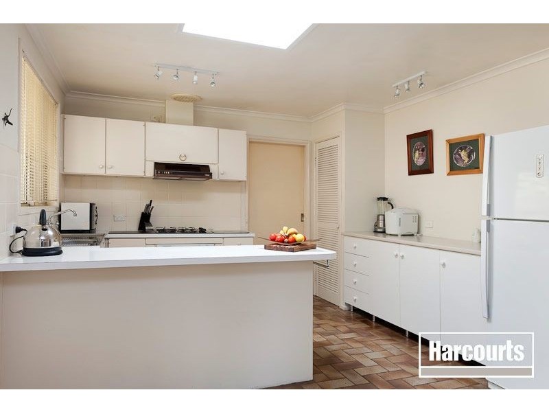 22 Ambleside Crescent, Berwick VIC 3806