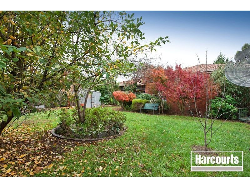17 Tenandra Court, Berwick VIC 3806