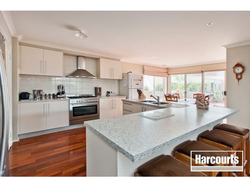 14 Eucumbene Drive, Berwick VIC 3806