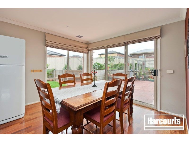 14 Eucumbene Drive, Berwick VIC 3806