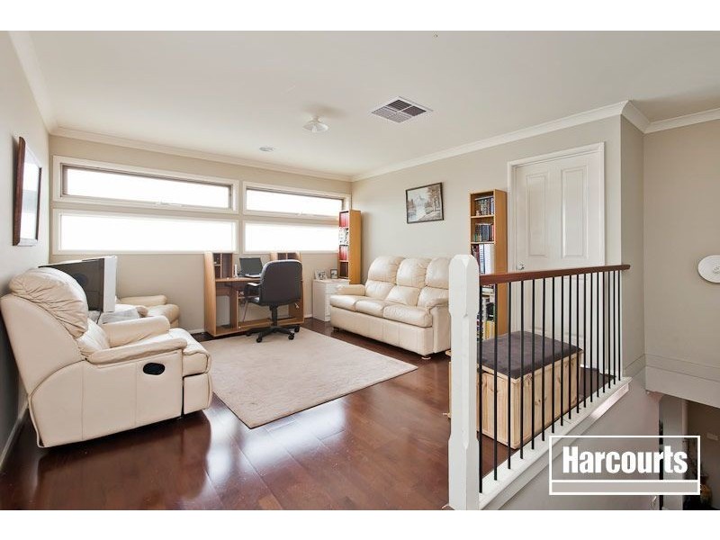 14 Eucumbene Drive, Berwick VIC 3806