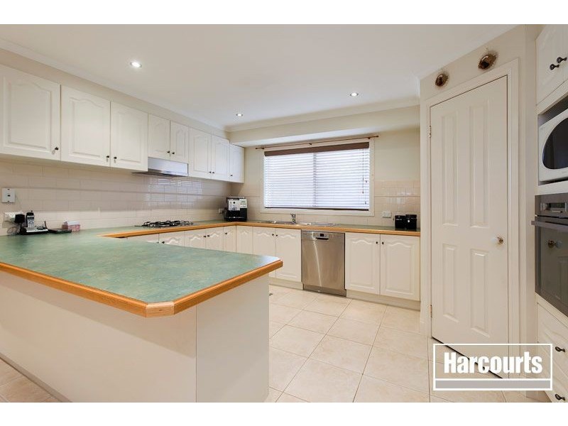 31 Edgbaston Circuit, Berwick VIC 3806