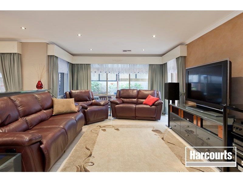 31 Edgbaston Circuit, Berwick VIC 3806