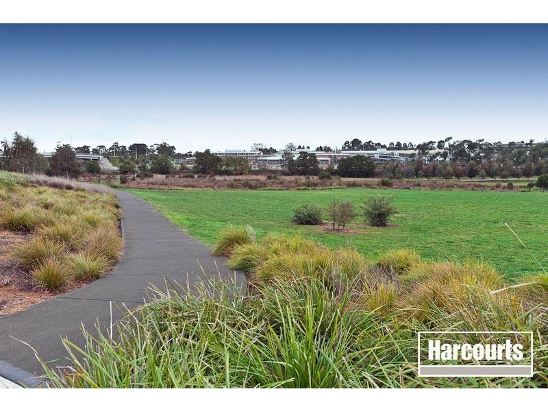 18 Piermont Drive, Berwick VIC 3806