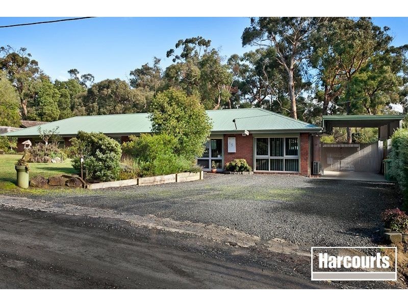 15 Harpfield Road, Beaconsfield Upper VIC 3808