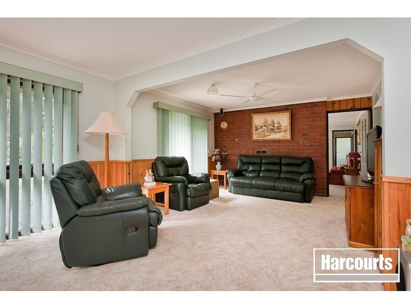 15 Harpfield Road, Beaconsfield Upper VIC 3808