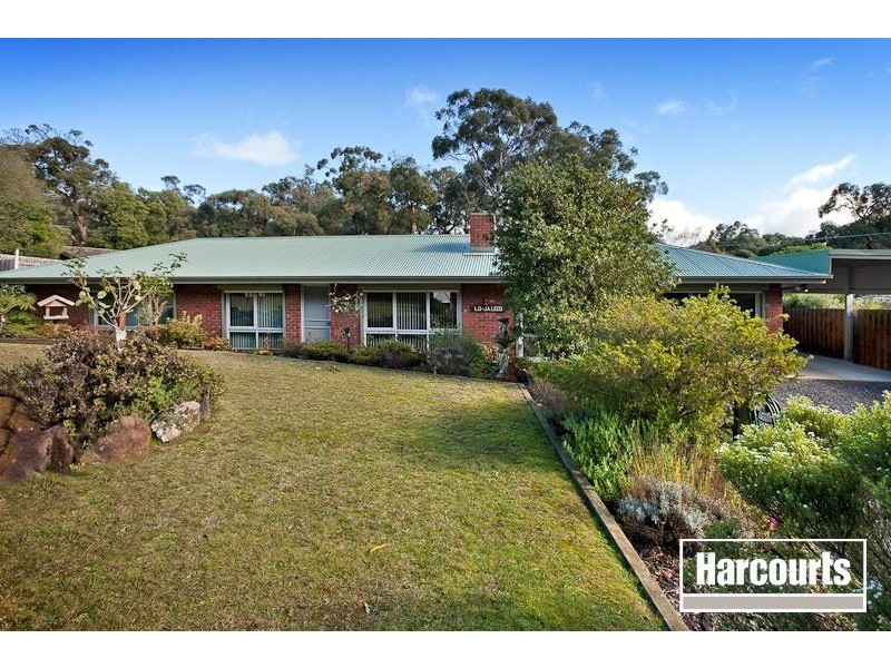 15 Harpfield Road, Beaconsfield Upper VIC 3808