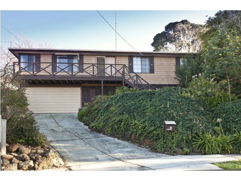 14 Ayr Court, Berwick VIC 3806