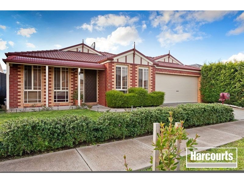 4 Fenton Place, Narre Warren South VIC 3805