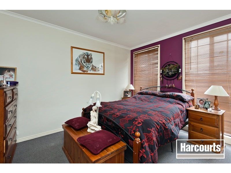 4 Fenton Place, Narre Warren South VIC 3805