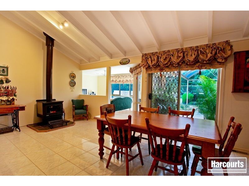 7 Thornton Close, Hallam VIC 3803
