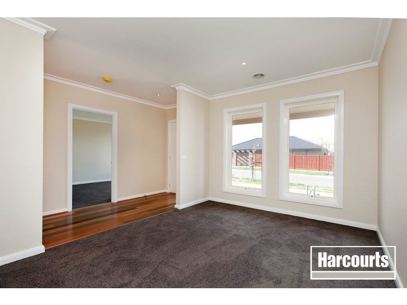 13 Nature Avenue, Officer VIC 3809