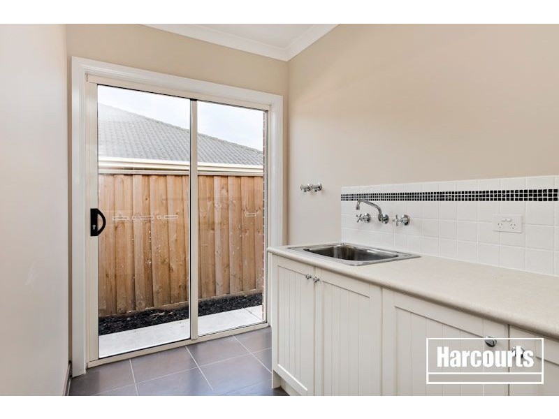 13 Nature Avenue, Officer VIC 3809