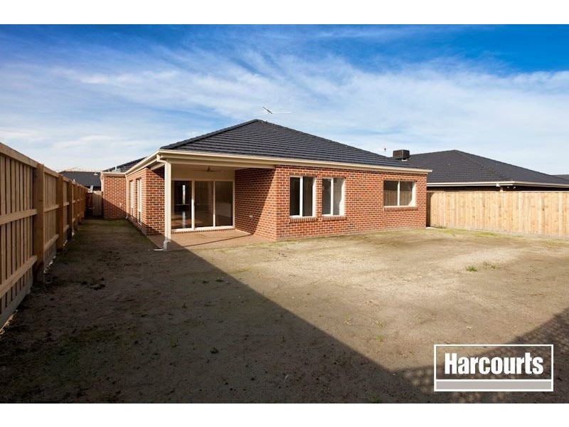 13 Nature Avenue, Officer VIC 3809