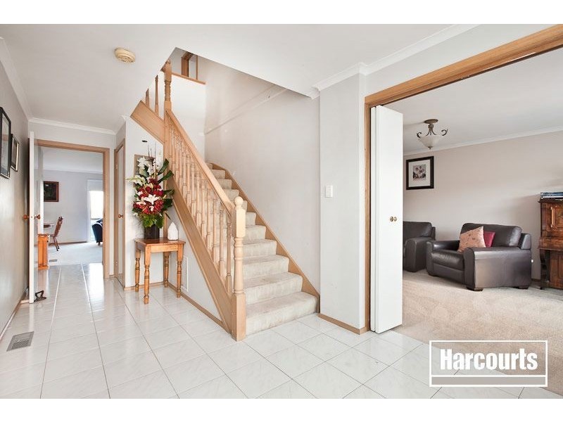 4 Ferncroft Court, Berwick VIC 3806