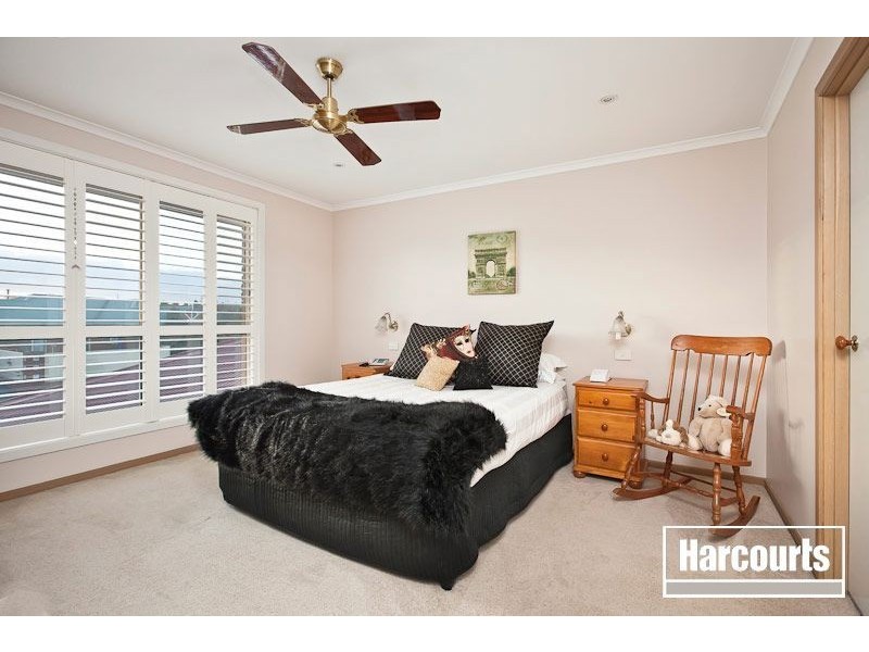 4 Ferncroft Court, Berwick VIC 3806